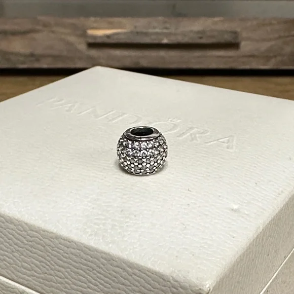 Pandora great shape pave lights clear cz crystal pave s925 ale sterling charm - Picture 1 of 3